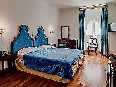Castille Hotell 3*