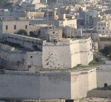 Castille מלון 3*