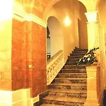 מלון Castille ואלטה
