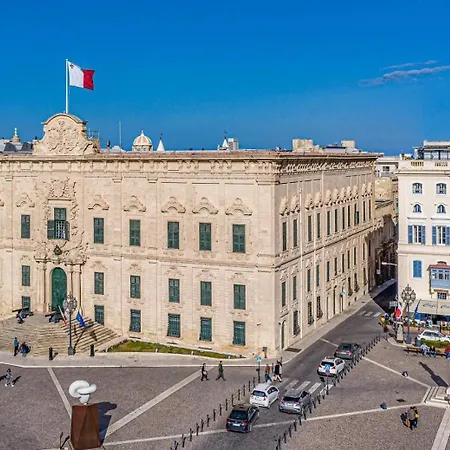 Otel Castille 3*