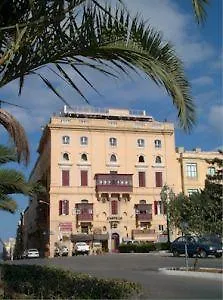 מלון Castille 3*