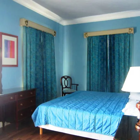 Castille Hotel