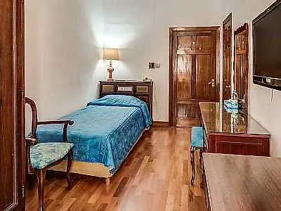 Hotel Castille 3*