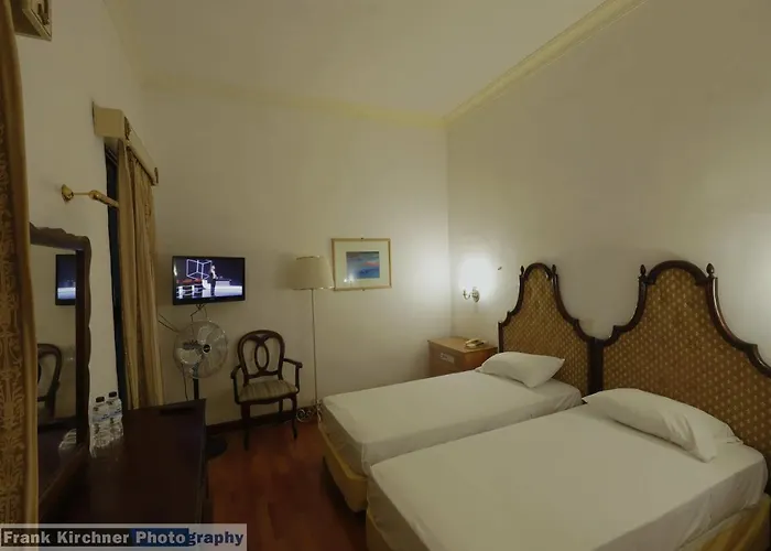 Hotel Castille Valletta